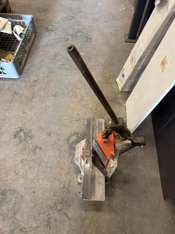 Glaslatten Knipper - Orteguil (UK) LTD beschikbaar voor biedingen
