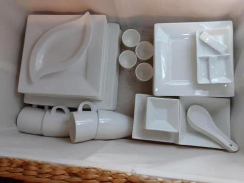 Maxwell Williams servies 4 personen, Huis en Inrichting, Keuken | Servies, Zo goed als nieuw, Bord(en), Overige stijlen, Ophalen of Verzenden