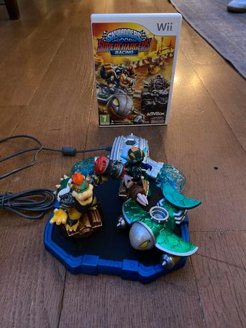 Skylanders SuperChargers Racing Wii + Portal + Figuren beschikbaar voor biedingen