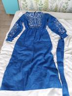 Nieuwe traditionele Oekrainse jurk, Nieuw, Blauw, Maat 42/44 (L), Ophalen of Verzenden