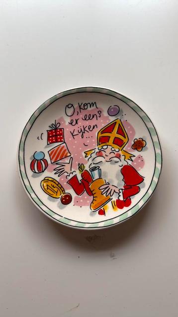 Blond Amsterdam schaaltje Sinterklaas beschikbaar voor biedingen