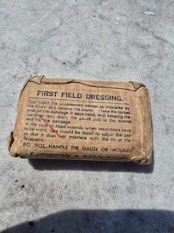 Canadees/ Brits verband pakje 1944 beschikbaar voor biedingen