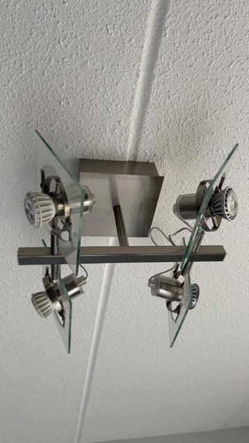 plafond lamp met 4 led spots beschikbaar voor biedingen