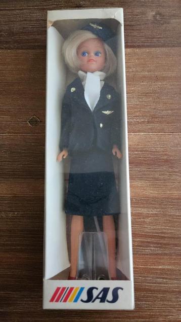 vintage SAS Flightshop mini Stewardess pop (van I.S.I.)