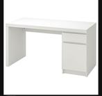 2x IKEA Malm Bureau 140x65 - Zo goed als nieuw!, Huis en Inrichting, Bureaus, Ophalen, Zo goed als nieuw, Bureau