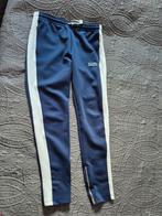 Trainingsbroek Icon Amsterdam
Maat L
Donker blauw met wit, Ophalen of Verzenden, Zo goed als nieuw, Blauw, Algemeen