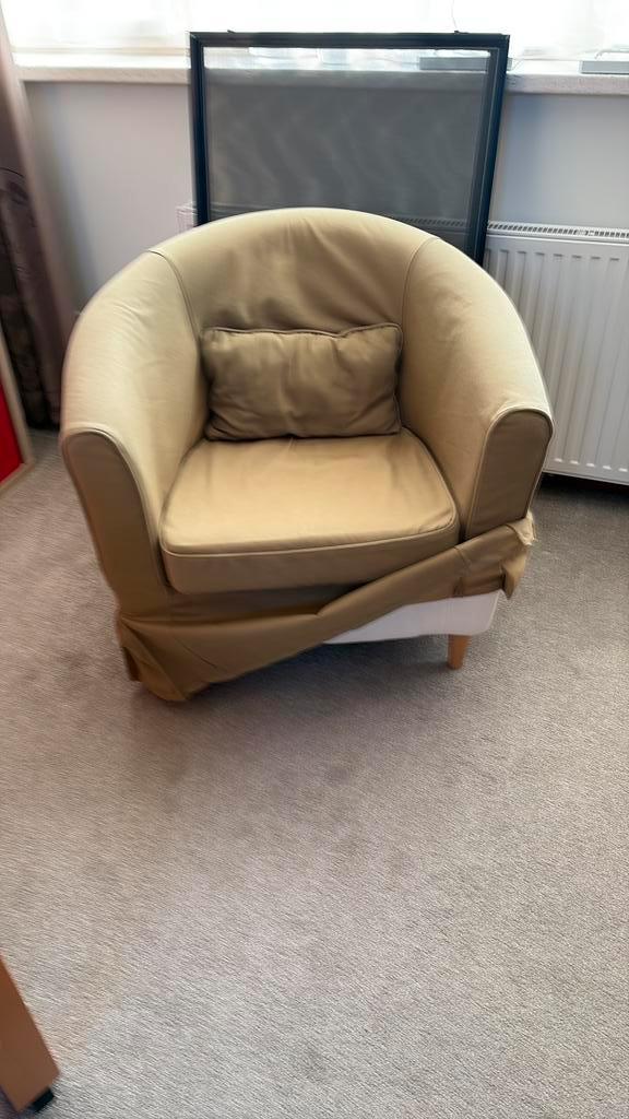 Olijf groene stoel., Huis en Inrichting, Fauteuils, Zo goed als nieuw, 50 tot 75 cm, 75 tot 100 cm, Ophalen