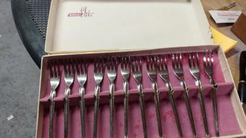 12 Vintage Sola Elite Gebaksvorkjes beschikbaar voor biedingen