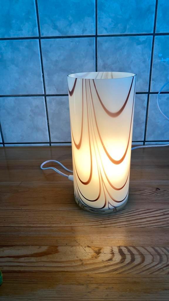 Nieuwe staande lamp 25 x12 cm vaste prijs 29,00, Huis en Inrichting, Lampen | Tafellampen, Zo goed als nieuw, Minder dan 50 cm