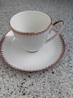 kop en schotel van Royal Sphinx, Ophalen of Verzenden, Gebruikt, Porselein, Kop en/of schotel