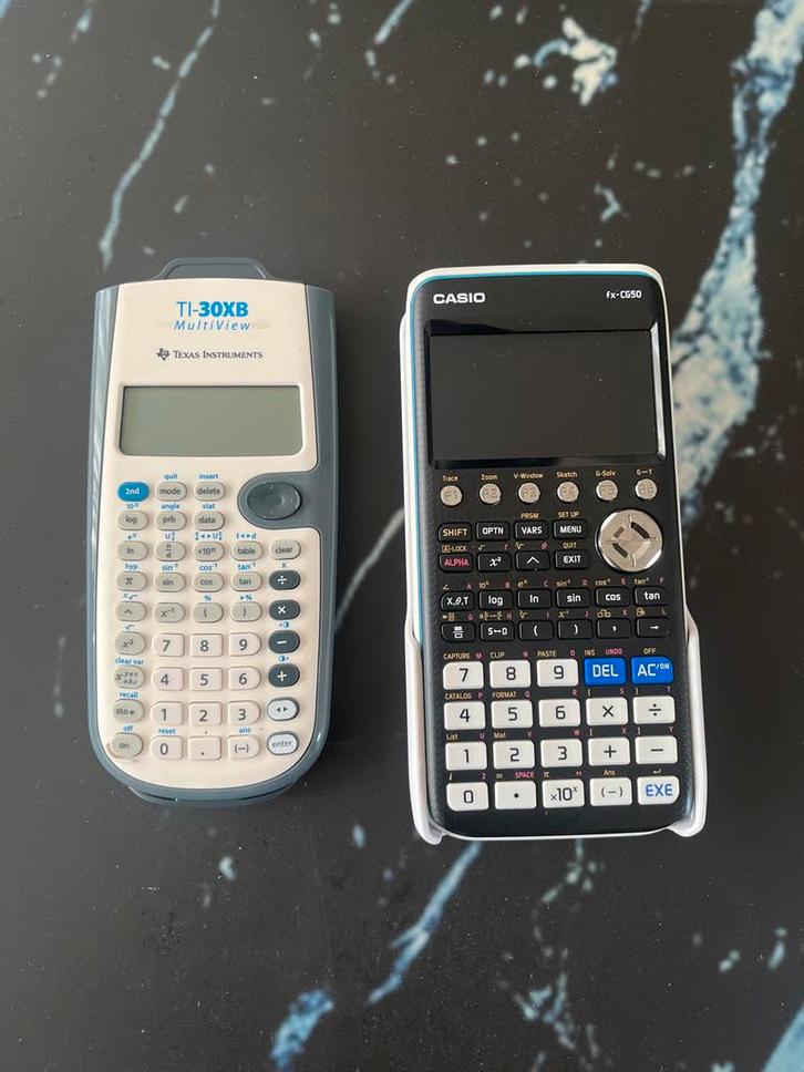 TI-30XB & Casio FX-CG50 Rekenmachines - Set, Computers en Software, Overige Computers en Software, Gebruikt, Ophalen of Verzenden