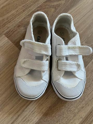 Gymschoenen wit maat 92 beschikbaar voor biedingen