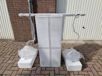 Nieuwe hanglamp  met 2 lampen,  nieuw!!! beschikbaar voor biedingen