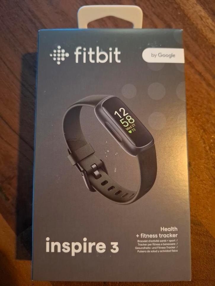 Fitbit Inspire 3 - Nieuw in Verpakking, Sieraden, Tassen en Uiterlijk, Activity trackers, Nieuw, Waterdicht, Ophalen of Verzenden