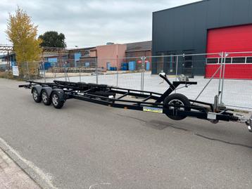 TDS Trippelas Boottrailer 3500kg - Zwart Poedercoat beschikbaar voor biedingen