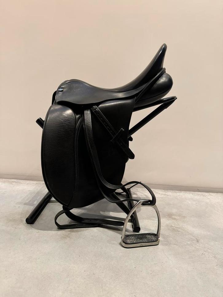 Euroriding Diamant Dressuurzadel, Dieren en Toebehoren, Paarden en Pony's | Zadels, Gebruikt, Dressuur, Ophalen