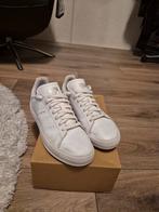 Nette witte Adidas Stan Smith maat 40, Kleding | Dames, Schoenen, Ophalen of Verzenden, Zo goed als nieuw, Wit, Sneakers of Gympen