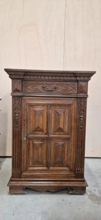 Antieke houten kast, Antiek en Kunst, Antiek | Meubels | Kasten, Ophalen of Verzenden