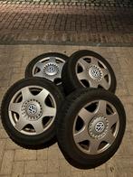 Volkswagen velgen met Vredestein banden, Ophalen