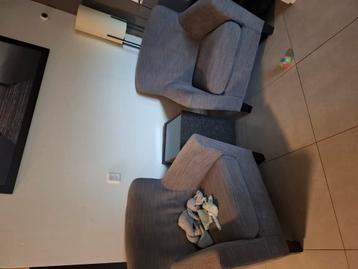 2 fauteuils  beschikbaar voor biedingen