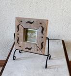 fotolijstje draaibaar steigerhout, barnsteen-kleurige kralen, Ophalen of Verzenden, Zo goed als nieuw