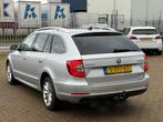 Skoda Superb Combi 1.6 TDI Champs Elysees Export, Auto's, 1441 kg, Stof, Gebruikt, 4 cilinders
