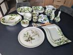 Italiaans servies met olijven, Huis en Inrichting, Keuken | Servies, Ophalen, Zo goed als nieuw, Overige stijlen, Schaal of Schalen