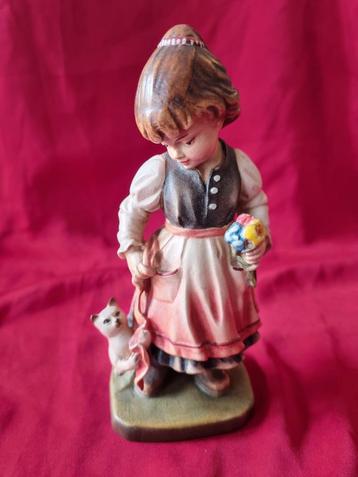 Vintage Meisje met Kat Beeldje, Oberammergauer. Duitsland. beschikbaar voor biedingen