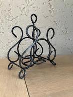 servetten/brieven standaard smeedijzer, Ophalen of Verzenden, Zo goed als nieuw