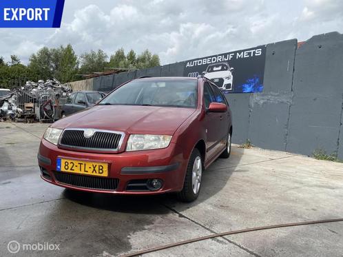 Skoda Fabia Combi 1.4-16V Elegance Motor tikt!, Auto's, Skoda, Bedrijf, Te koop, Fabia, ABS, Airbags, Airconditioning, Alarm, Boordcomputer