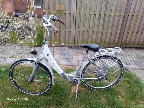 Dames fiets merk sparta, Fietsen en Brommers, Fietsen | Dames | Damesfietsen, Zo goed als nieuw, Sparta, Ophalen