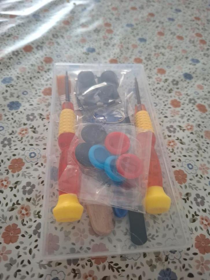 Nintendo Switch Reparatie Set joycons., Spelcomputers en Games, Spelcomputers | Nintendo Consoles | Accessoires, Nieuw, Switch