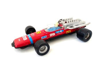 Blikken Formule 1 racer beschikbaar voor biedingen