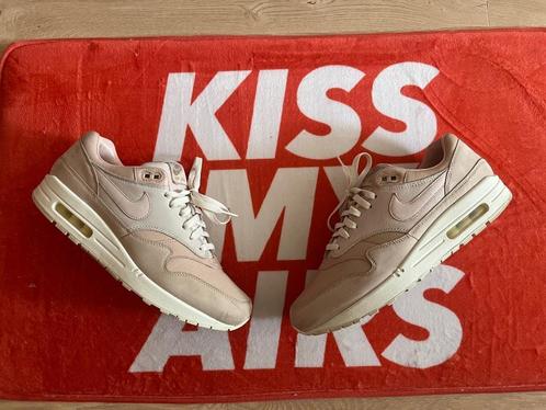 Air Max 1 Pinnacle Sand maat 44,5, Kleding | Heren, Schoenen, Gedragen, Sneakers of Gympen, Overige kleuren, Ophalen of Verzenden