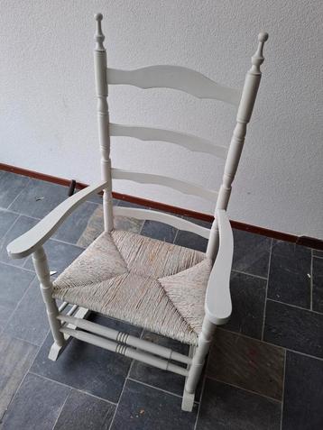 Schommelstoel wit beschikbaar voor biedingen