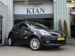 Renault Clio 2.0-16V Initiale, Gebruikt, 4 cilinders, Zwart, 1180 kg