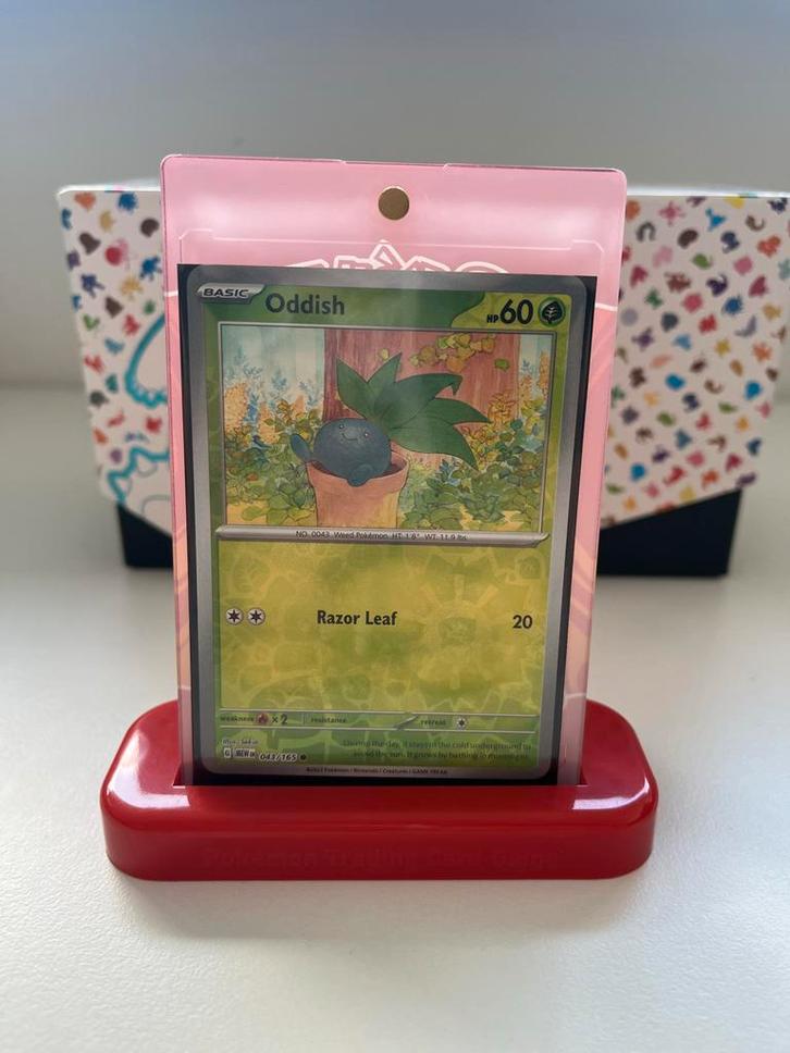 Reverse holo Oddish Pokemon Kaart - Mew 043/165, Verzamelen, Poppetjes en Figuurtjes, Zo goed als nieuw, Ophalen of Verzenden