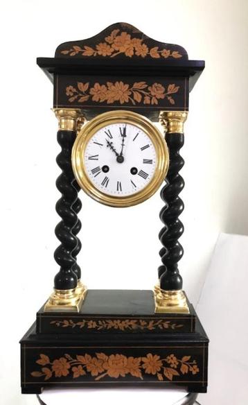 Portico Klok Pendule Empire parelmoer inleg en sleutel😍🕐👌 beschikbaar voor biedingen