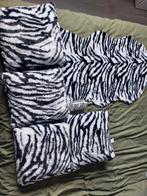Zebra kussens 4st en kleedje en zeeppompje, Kussen, Ophalen of Verzenden, Eenpersoons, Zo goed als nieuw