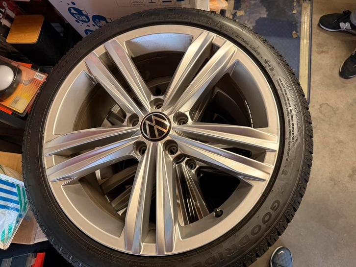 Sebring velgen met nieuwe banden 18 inch Audi/VW, Auto-onderdelen, Banden en Velgen, Banden en Velgen, All Season, 18 inch, 225 mm