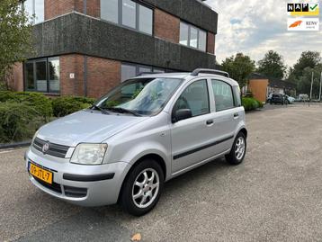 Fiat Panda 1.2 Sky Automaat Airco Boekjes N.A.P beschikbaar voor biedingen