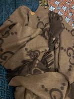 Gucci Poncho casmere wrap - Luxe Accessoires, Kleding | Dames, Mutsen, Sjaals en Handschoenen, Maat 42/44 (L), Ophalen of Verzenden