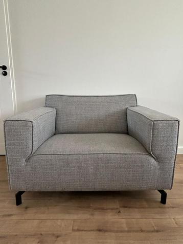 Loveseat Pronto licht grijs (evt met bijpassende bank) beschikbaar voor biedingen