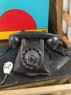 Oude draaitelefoon - decoratief item, Telecommunicatie, Vaste telefoons | Niet Draadloos, Ophalen of Verzenden, Gebruikt, Met draaischijf