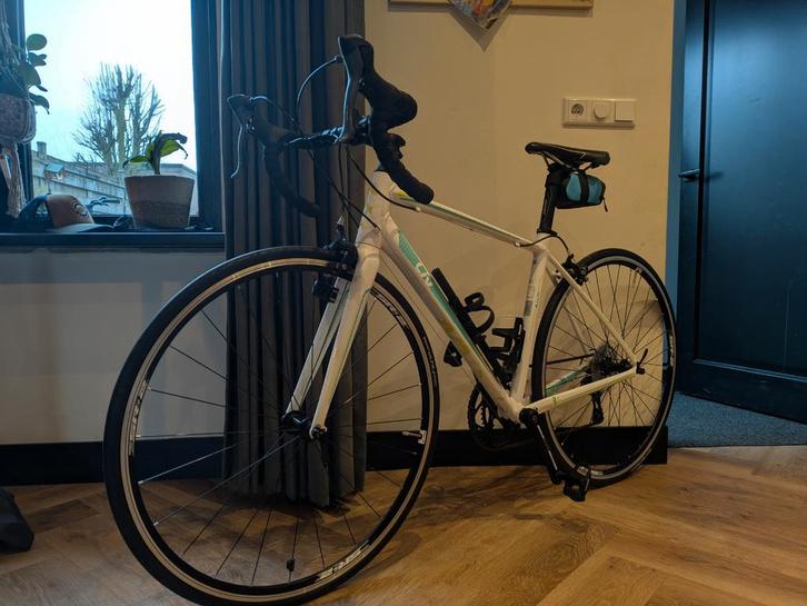 Liv, Fietsen en Brommers, Fietsen | Racefietsen, Zo goed als nieuw, Overige merken, Meer dan 20 versnellingen, Overige maten, Aluminium