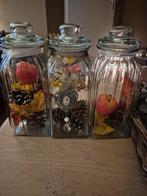 3 mooie glazen potten met inhoud 27 cm hoog, Huis en Inrichting, Woonaccessoires | Stolpen, Ophalen, Zo goed als nieuw