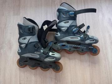 Skates zwart grijs maat 40 beschikbaar voor biedingen