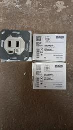 Jung USB laadcontactdoos alpine wit, Jung, Nieuw, Ophalen of Verzenden, Stopcontact