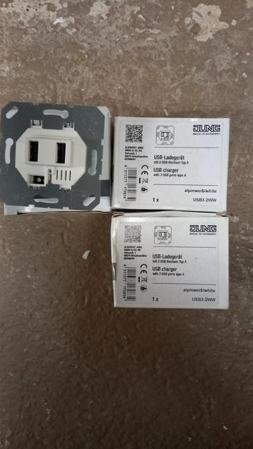 Jung USB laadcontactdoos alpine wit beschikbaar voor biedingen
