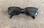 Zonnebril zwart Esprit met hoes, Gebruikt, Zonnebril, Zwart, Ophalen